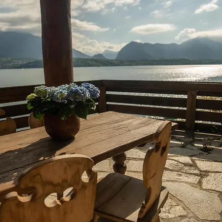 Lakeside With Panorama View Σαλέ Θουν